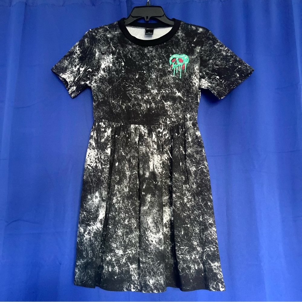 Snow White Poison Apple Dress